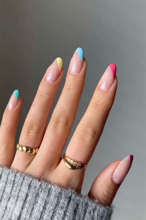 The Art of Nail Decals: Adding a Touch of Magic to Your Manicure